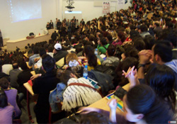 Üniversiteler burs yarışında