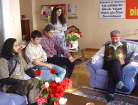 Ölüm orucu için DHKP-C baskısı