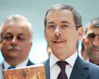 Abdüllatif Şener, anılarını yazdı