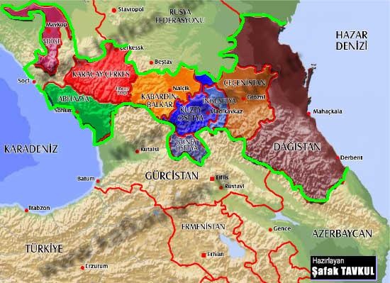 Rus paraşütçüler Abhazya'ya giriyor