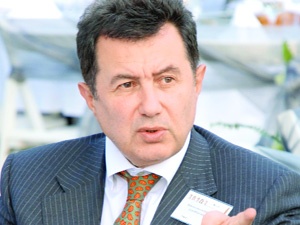 Ecevit'e küfür ettiğini duymuştuk