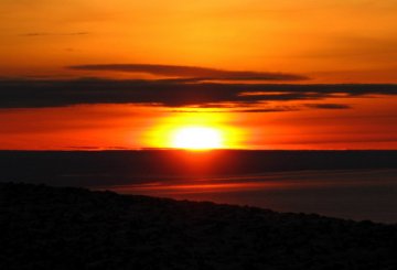 Gündoğumu ve batımında uyumayın