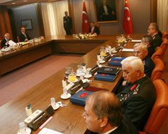 MGK'dan 'kararlılık' çıktı...