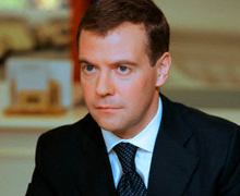 Medvedev, NATO'ya rest çekti