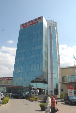 Olay Grubu satılıyor