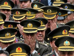 Tayyar'dan 'Orduda operasyon' iddiası