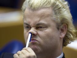 İslam düşmanı Wilders tazminat ödeyecek