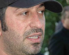 Cem Yılmaz'ın tuhaf alışveriş sırrı