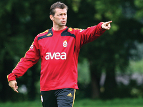 Skibbe çift forvete dönüyor