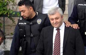 Kilit isim Tuncay Özkan