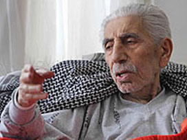 Gıyasettin Emre, toprağa verildi