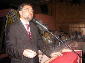 Saadet'in atılım ve açılım kongresi