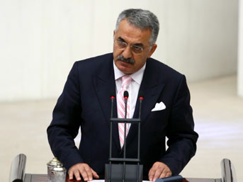 Okul açılışında AK Parti-CHP gerginliği