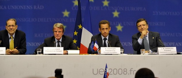Paris'te tarihi kriz zirvesi