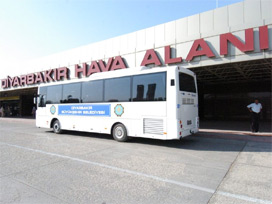 Havaalanında ambulans skandalı