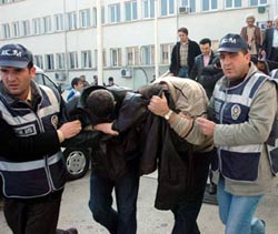 İzmir'de El Kaide operasyonu
