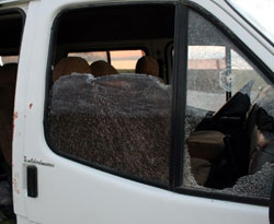 Yine servis kazası: 3 yaralı
