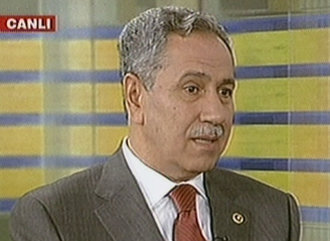 Arınç'tan Başbuğ'un çıkışına eleştiri