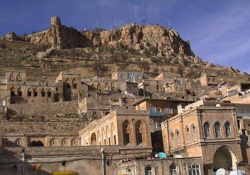 Doğu ile Batı Mardin?de buluşacak