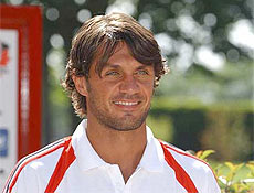 ...Ve 41'lik Maldini'den jübile kararı