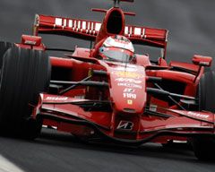 Çin Grand Prix'si Hamilton'un oldu