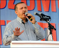 Erdoğan, Ankara'ya döndü