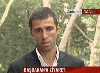 Hakan Şükür, Erdoğan'a göz kırptı