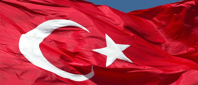 Şişli Belediyesi 85 bin bayrak dağıttı