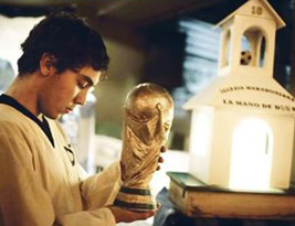 Maradona ?kilisesi? mürit akınına uğradı