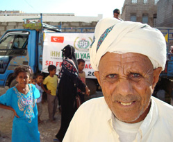 Pakistan ve Yemen?e yardım eli