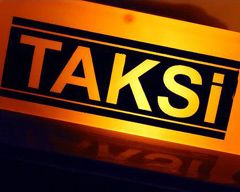 Milletvekilinden 'gece yarısı' basın toplantısı