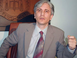 'Başbuğ darbeyi destekliyor'