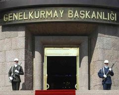 TSK'dan 900 uzman açıklaması