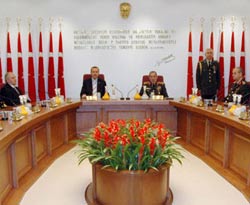 İşte terfi bekleyen komutanlar