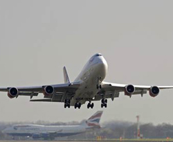 Uçakta 'ayakta yolculuk' dönemi başlıyor  