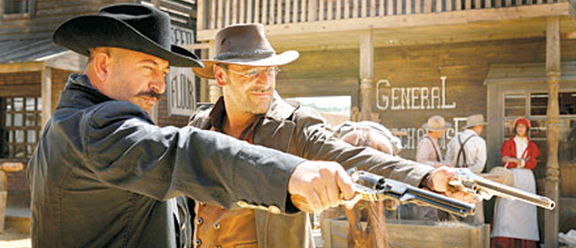 Cem Yılmaz'ın Yahşi Batı filmi de çalıntı çıktı!