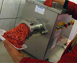 Dar gelirlinin kıyması kafa etinden 