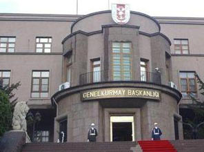 Genelkurmay çelişki içinde 