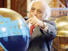 ''Yitik Hazinenin Kaşifi'' ne bir yolculuk ''Yitik Hazinenin Kaşifi'' ne bir yolculuk