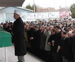 Erdoğan Büyükkasap defnedildi Erdoğan Büyükkasap defnedildi