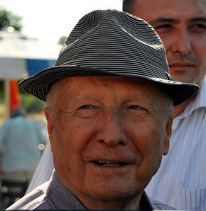 'Evren' adı 'Türkan Saylan' oldu