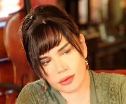 CHP'li Batum, 'evet' diyen Sezen Aksu'ya hakaret etti