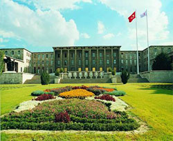 Cumhurbaşkanı görev süresi kaç yıl?