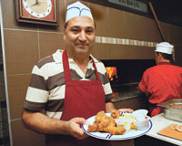 Arap tatlarını zincir restoranla satacaklar!