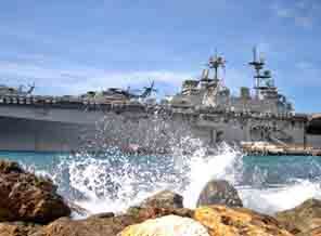 Amerikan savaş gemisi Libya'ya yaklaşıyor
