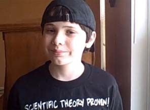 12 yaşında, kendi izafiyet teorisini geliştiriyor