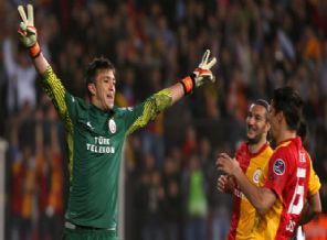 Muslera, Galatasaray'da tarihe geçti
