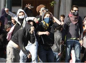 Yüzü maskeliler yine devrede