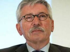 Bu kez Euro'yu eleştiriyor