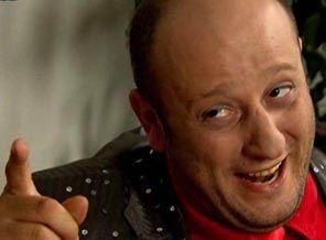 İsmail Abi, Başörtülüye ropörtaj vermiyor mu?